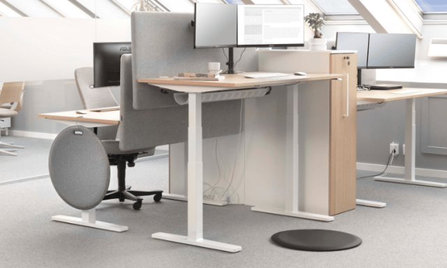 Förbättra ergnomin på arbetsplatsen med en anpassad arbetplatsmatta